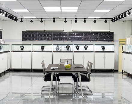 yinyuan jewelry showroom