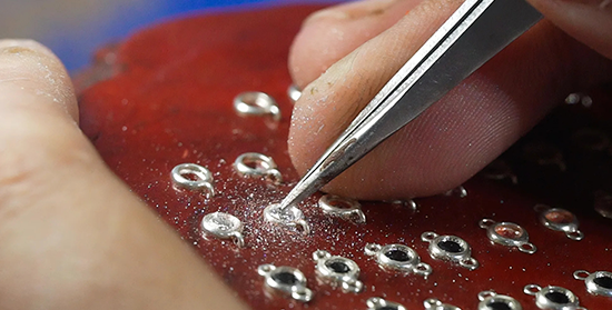 custom jewelry stone setting service