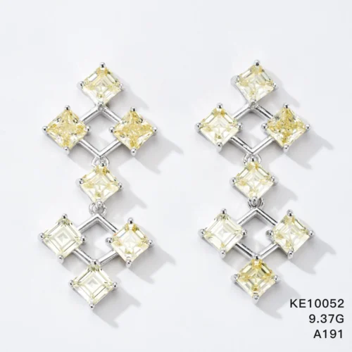 KE10052