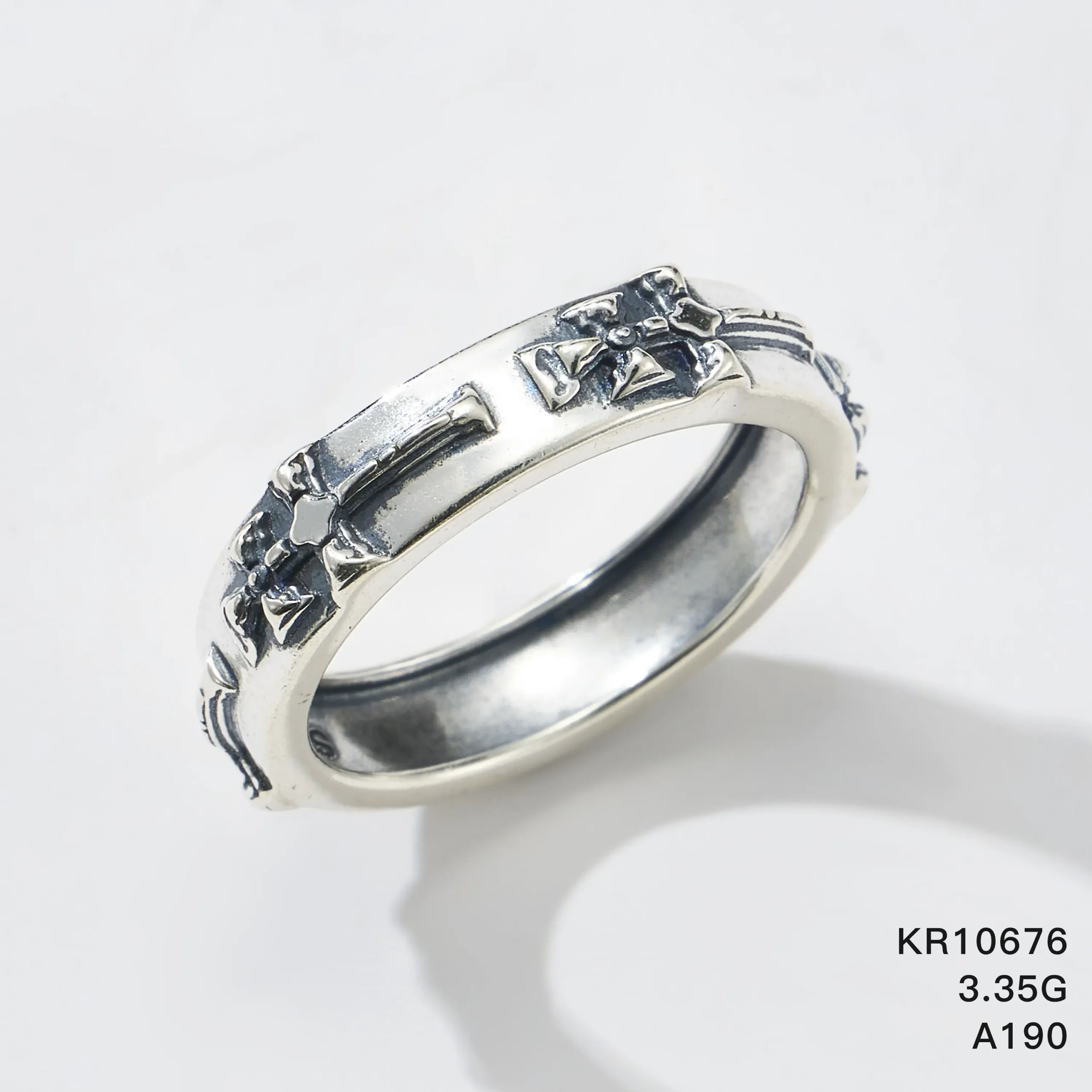 KR10676