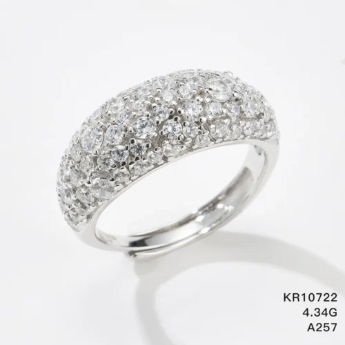 KR10722