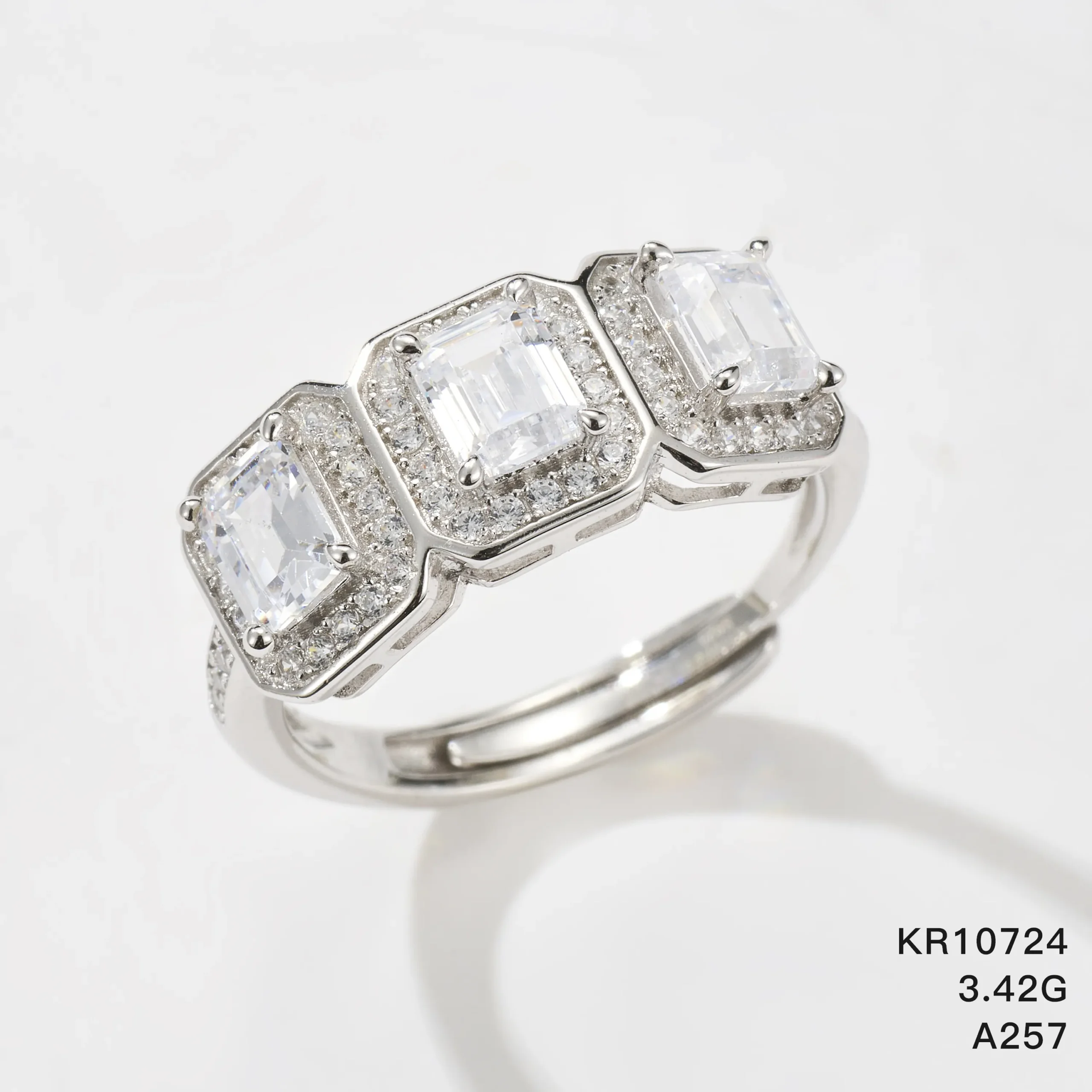 KR10724
