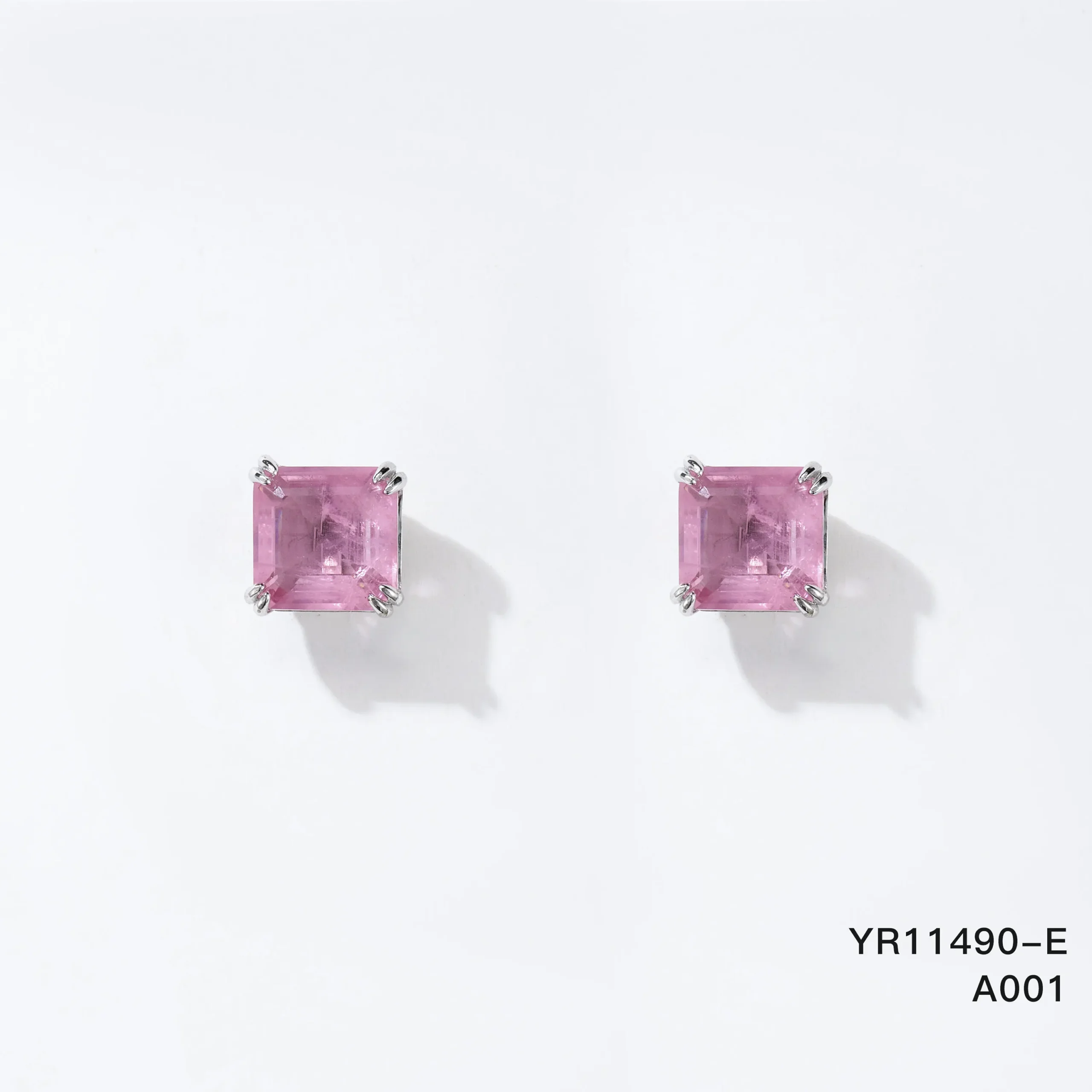 YR11490-E