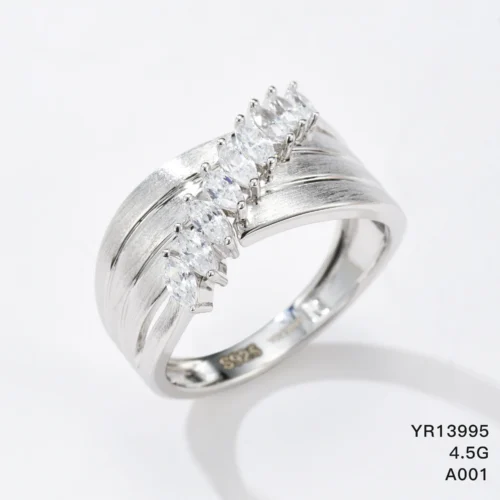 YR13995