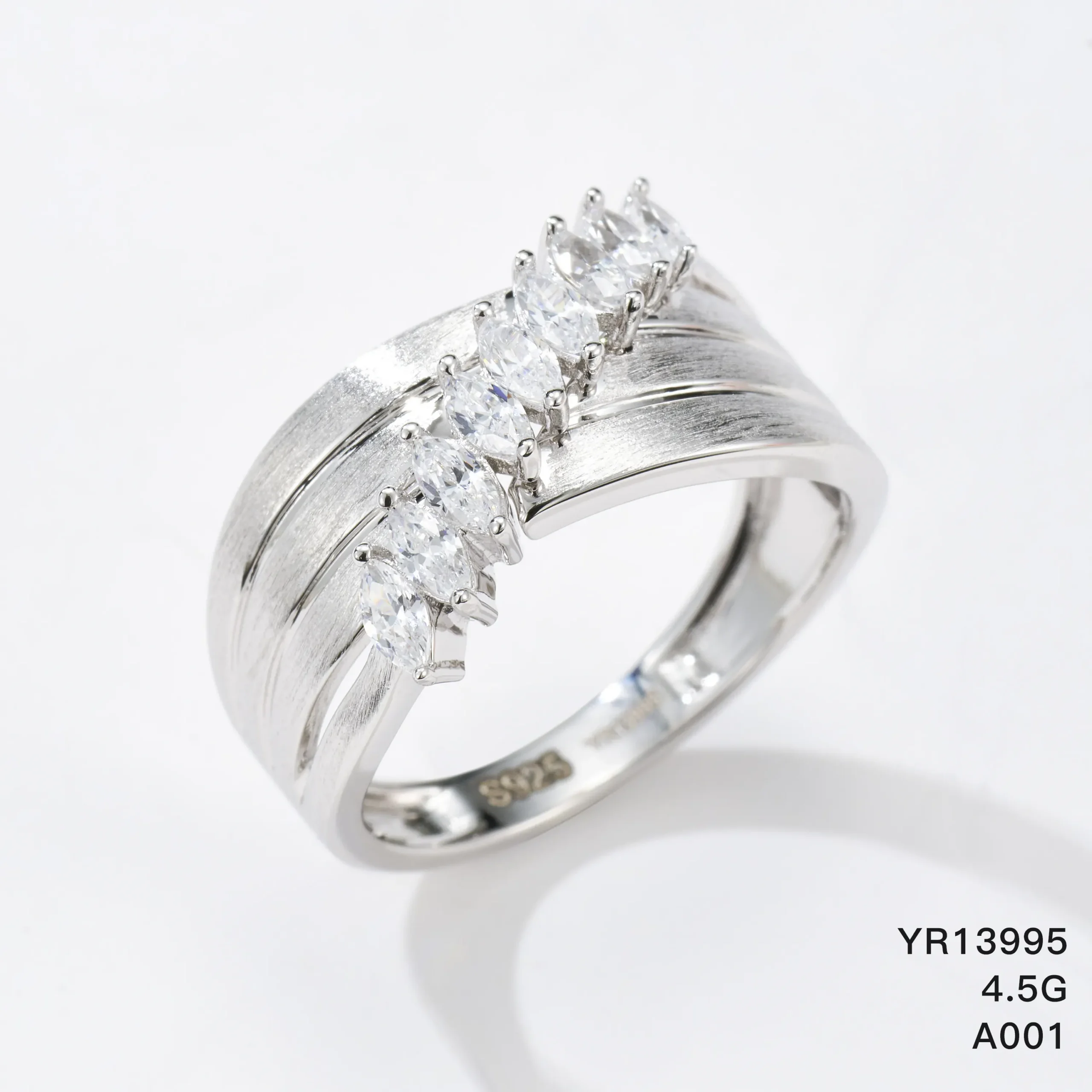 YR13995