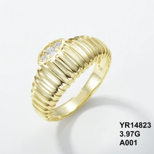 YR14823