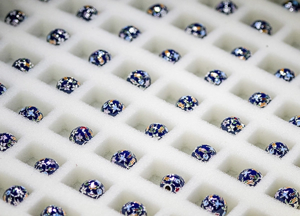 Custom enamel jewelry manufacturing